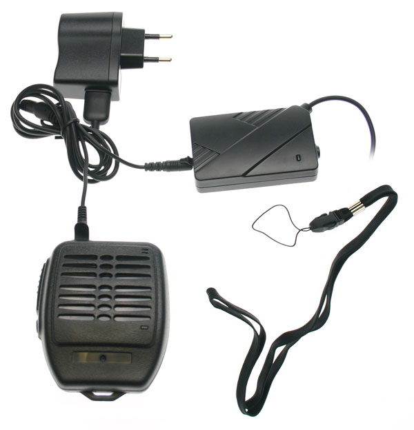 Nauzer MIA200-Y4. High quality wireless (2,4GHz) microphone-loudspeaker with large PTT button. For YAESU VERTEX handhelds