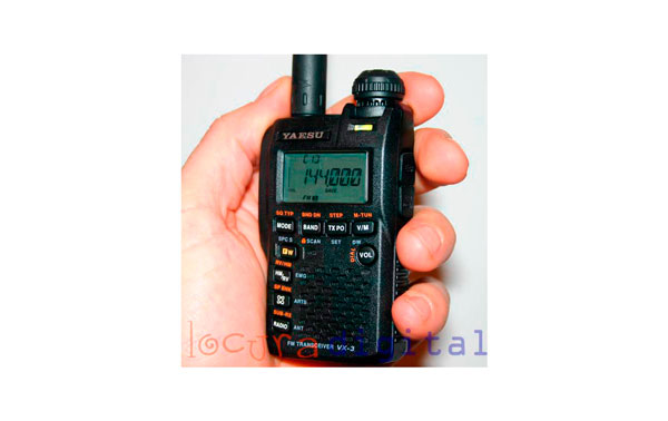 YAESU VX-3 R KITA Double Band Walkie VHF / UHF + GIFT PINGANILLO